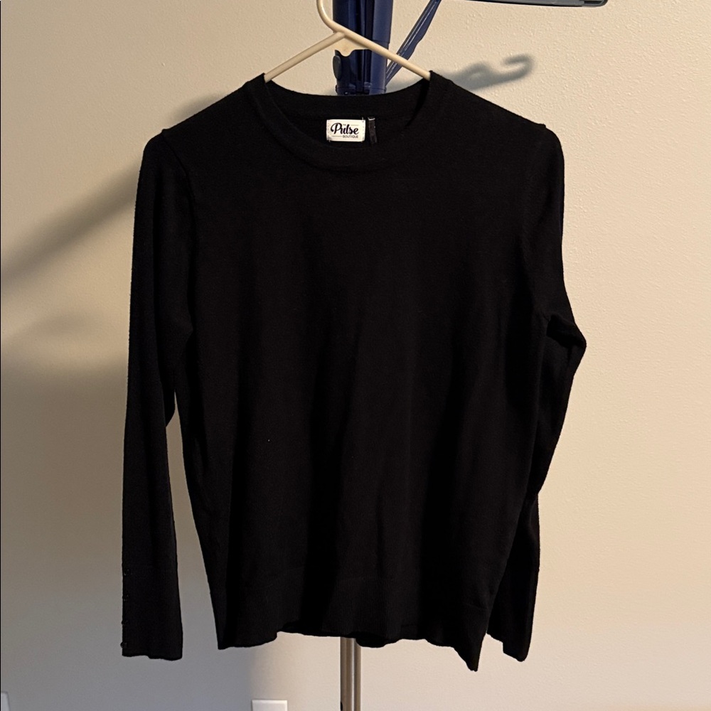 Aritzia Elegant Black Knit Sweater
